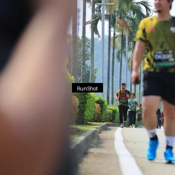 Runner Photo 7059577