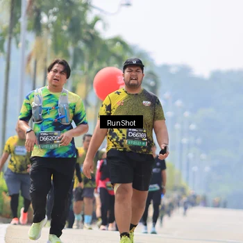 Runner Photo 7059583