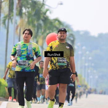 Runner Photo 7059585