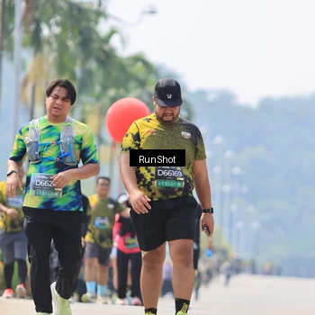 Runner Photo 7059589
