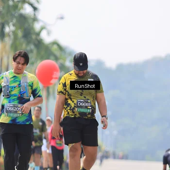 Runner Photo 7059593