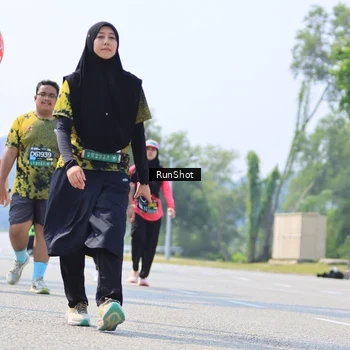 Runner Photo 7059608