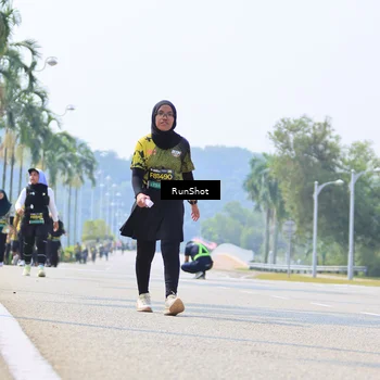 Runner Photo 7059614