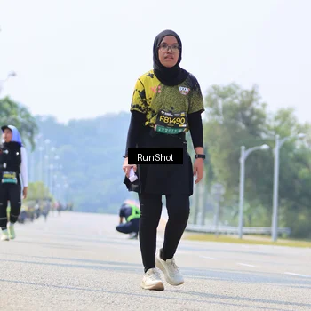 Runner Photo 7059628