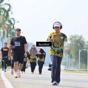 Runner Photo 7059673