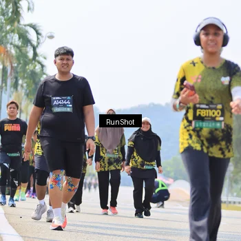 Runner Photo 7059680