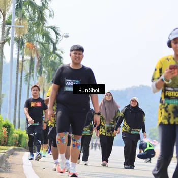 Runner Photo 7059683