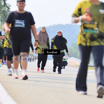 Runner Photo 7059685