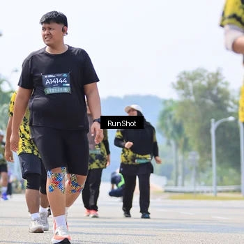 Runner Photo 7059699