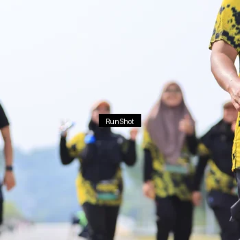 Runner Photo 7059745
