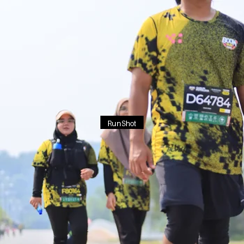 Runner Photo 7059750