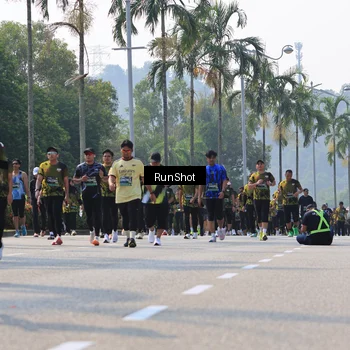 Runner Photo 7059751