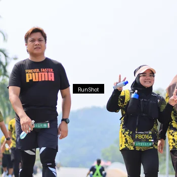 Runner Photo 7059754