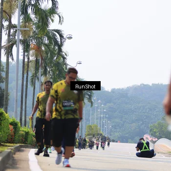 Runner Photo 7059807