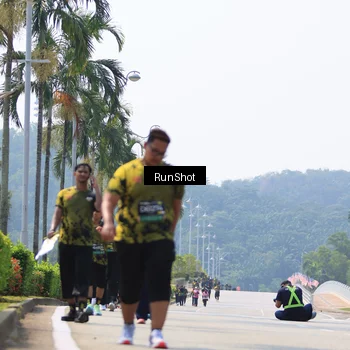 Runner Photo 7059818