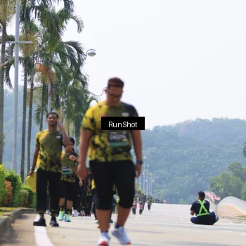Runner Photo 7059825