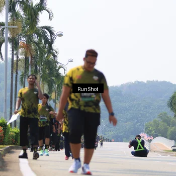 Runner Photo 7059830