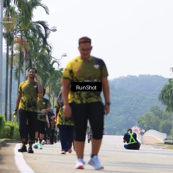 Runner Photo 7059835