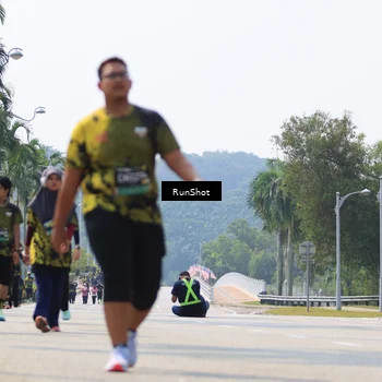 Runner Photo 7059844