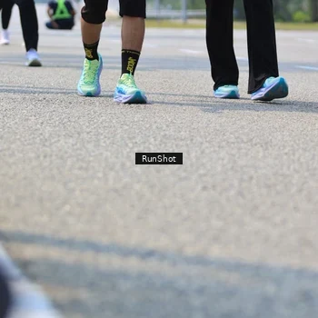 Runner Photo 7059871