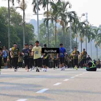Runner Photo 7059879