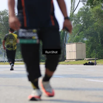 Runner Photo 7059898