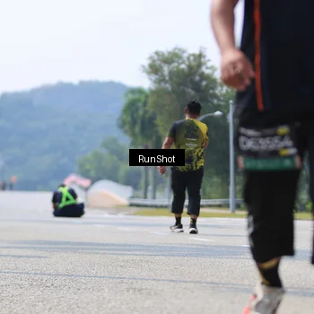 Runner Photo 7059899