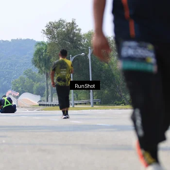 Runner Photo 7059904