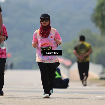 Runner Photo 7059929