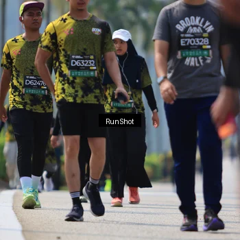 Runner Photo 7059942