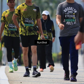 Runner Photo 7059944