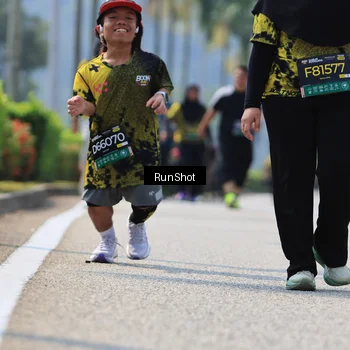Runner Photo 7059945