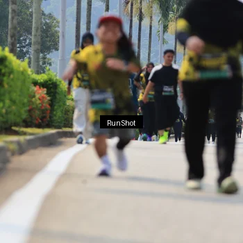 Runner Photo 7059946