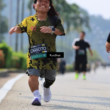 Runner Photo 7059963