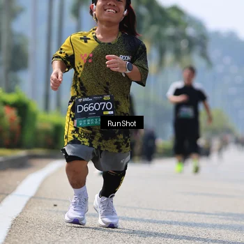 Runner Photo 7059968