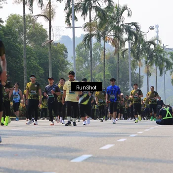 Runner Photo 7060005