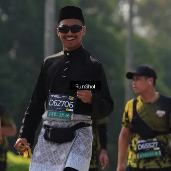 Runner Photo 7060007