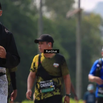 Runner Photo 7060009