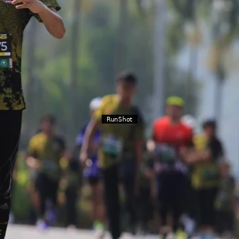 Runner Photo 7060035