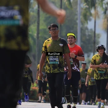 Runner Photo 7060040