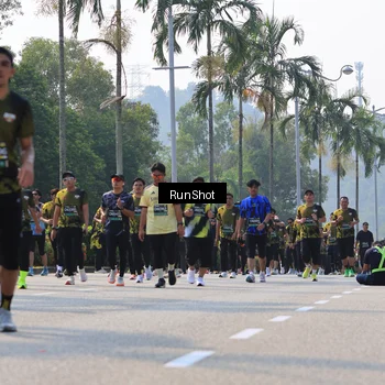 Runner Photo 7060052