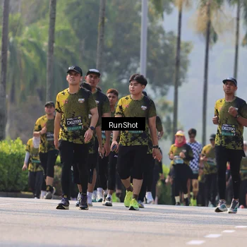 Runner Photo 7060066