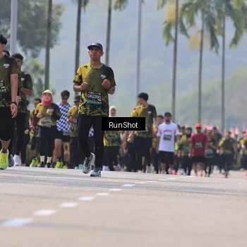 Runner Photo 7060072