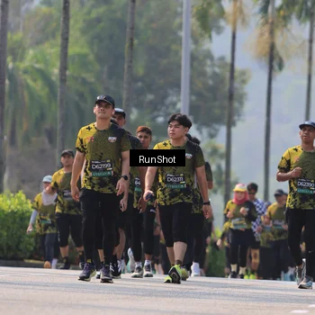 Runner Photo 7060075