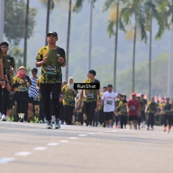Runner Photo 7060076