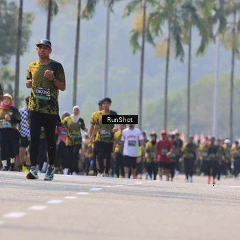 Runner Photo 7060079