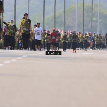 Runner Photo 7060087