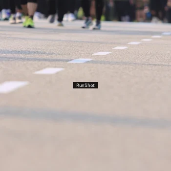 Runner Photo 7060101