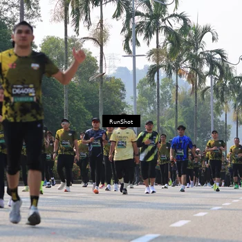 Runner Photo 7060107