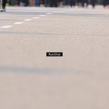Runner Photo 7060119